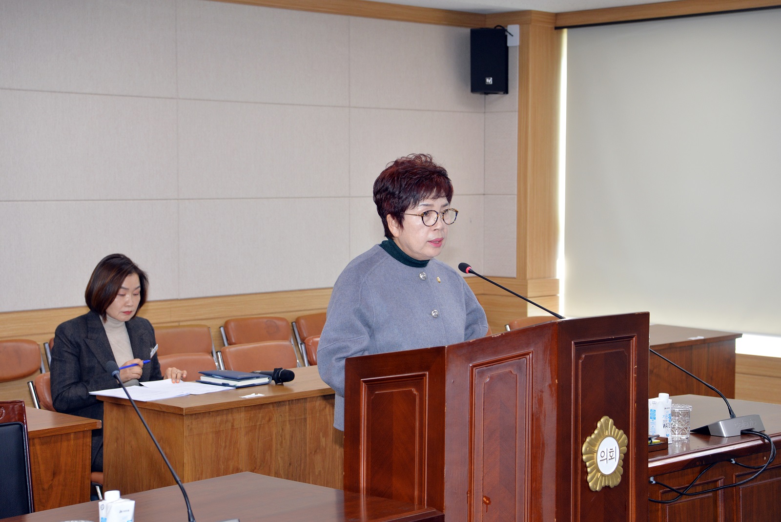 광양시의회 김정임 의원, 유해환경으로부터 청소년을 보호하기 위한 근거 마련