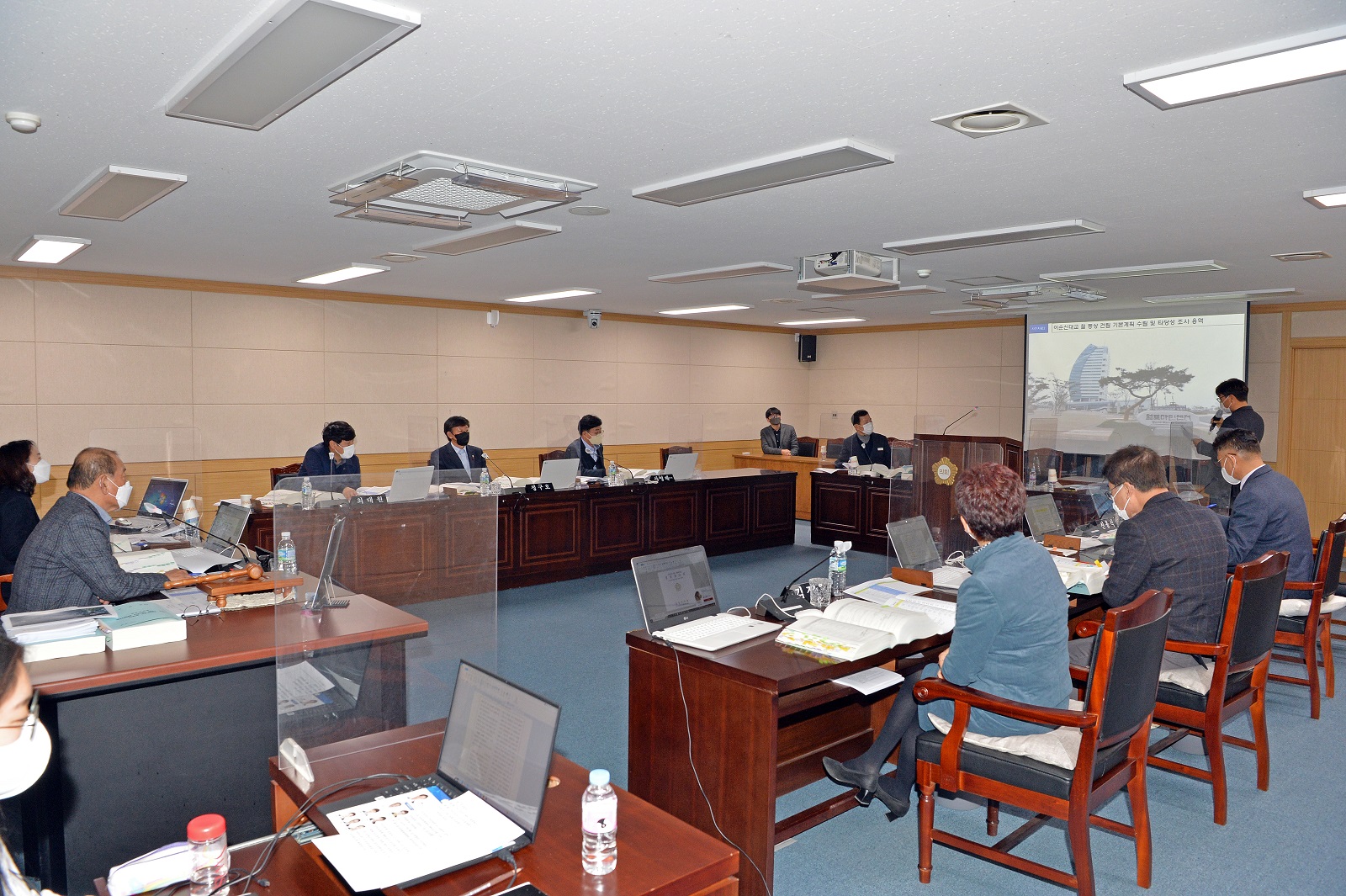 광양시의회, 2023년도 본예산 예결위원회서 의결