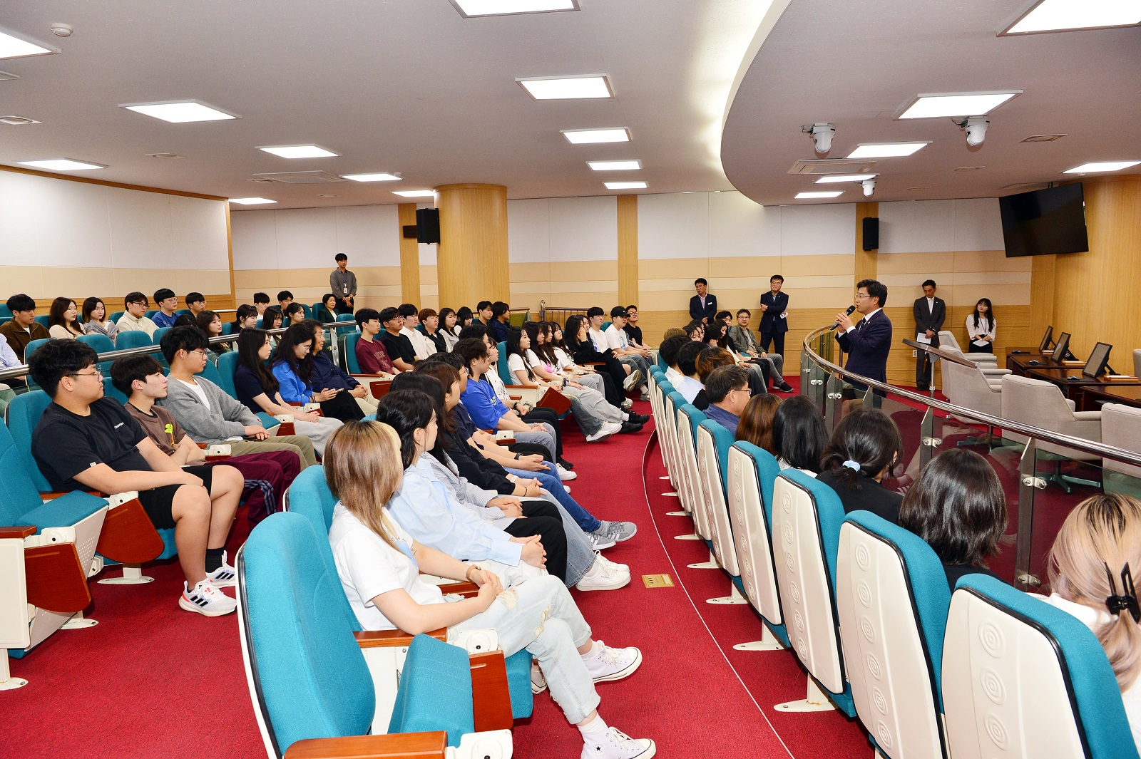 부산대학교 정치외교학과 학생들 광양시의회 방문