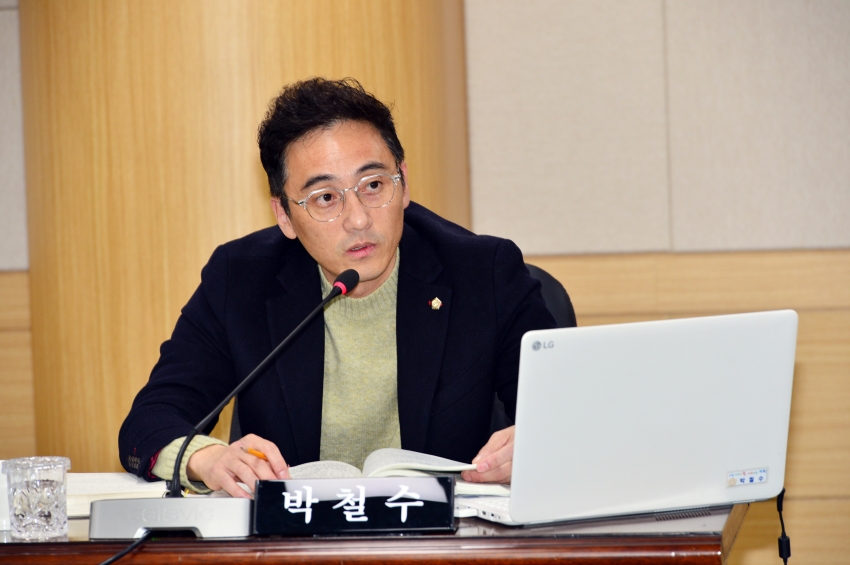 제334회 임시회 중 총무위원회 회의_0