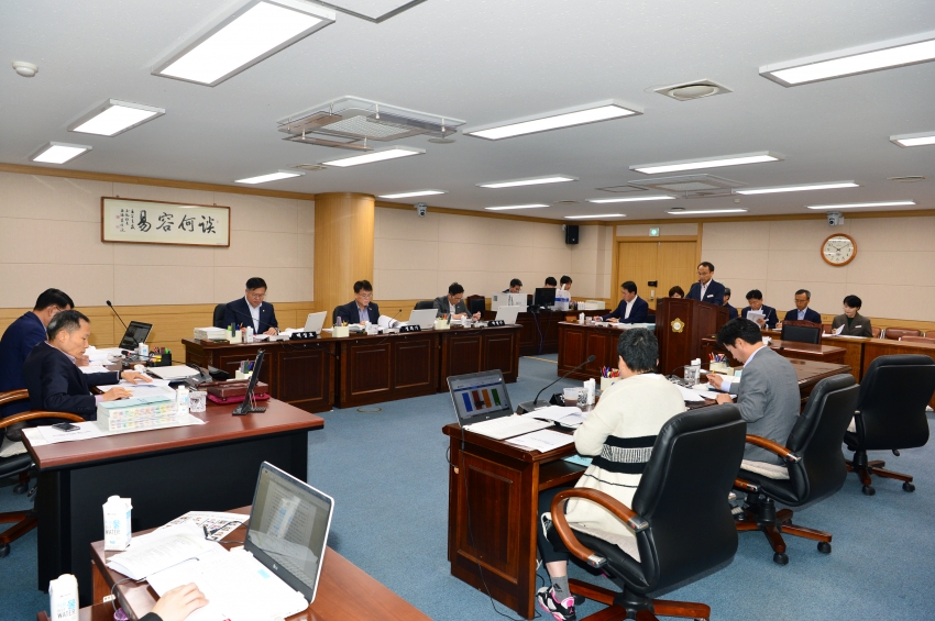 제337회 임시회 중 총무위원회 회의_2