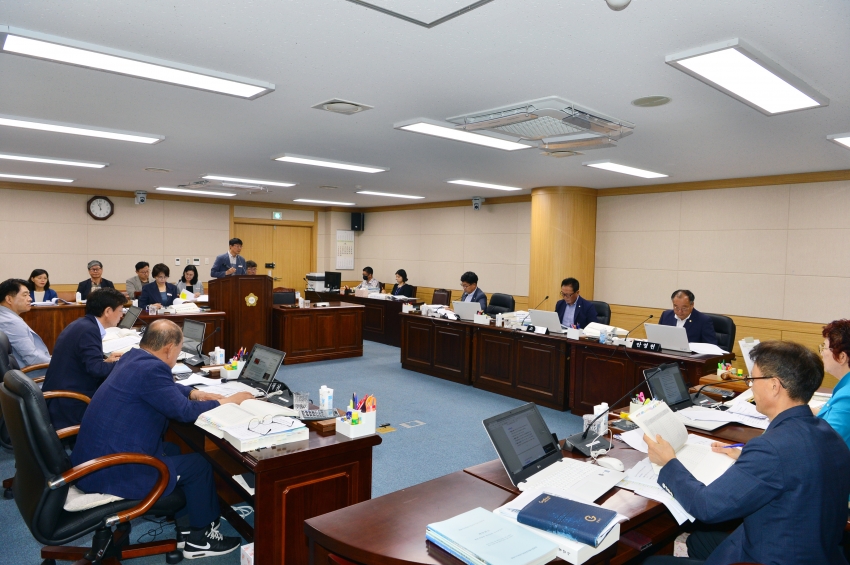 제338회 제1차 정례회 중 산업건설위원회 회의_1