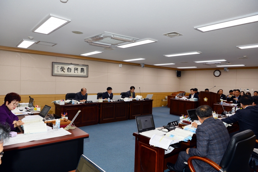 제343회 제2차 정례회 중 산업건설위원회 회의_1