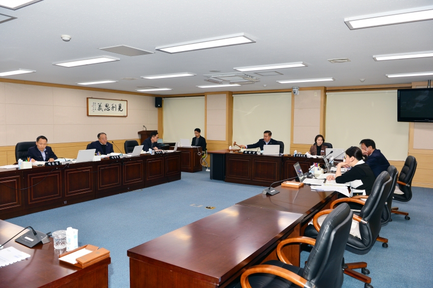 제345회 임시회 중 예산결산특별위원회 회의_1