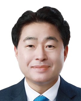 이돈견 위원
